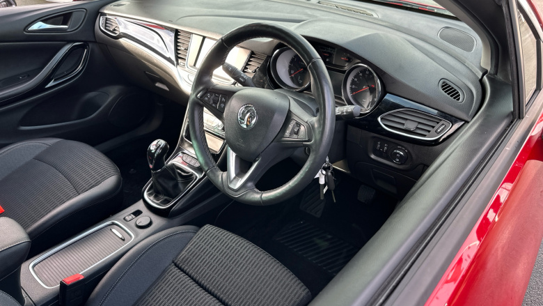 Vauxhall Astra 1.2 Turbo 145 Griffin Edition 5dr Petrol Hatchback